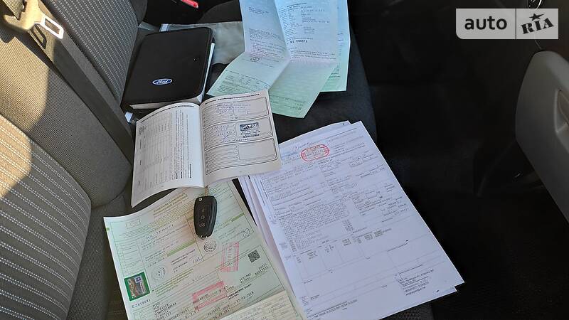 Вантажопасажирський фургон Ford Transit 2018 в Чернівцях