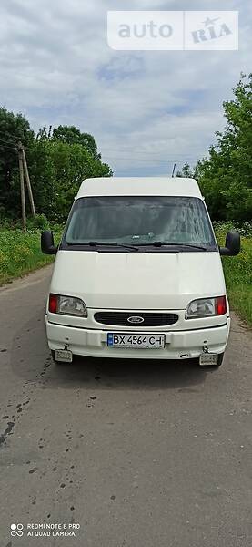 Вантажопасажирський фургон Ford Transit 2000 в Деражні