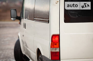 Мінівен Ford Transit 2003 в 