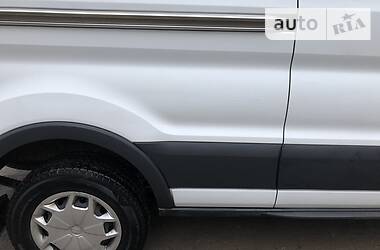 Вантажопасажирський фургон Ford Transit 2017 в Броварах