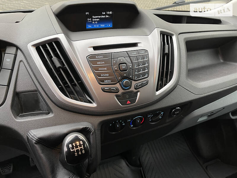 Вантажний фургон Ford Transit 2019 в Луцьку