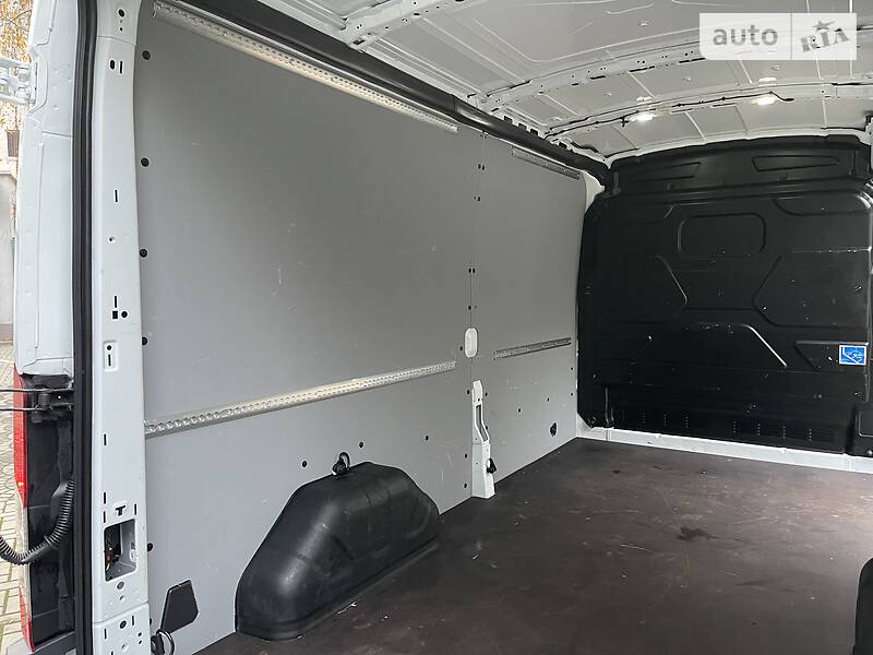 Грузовой фургон Ford Transit 2018 в Луцке
