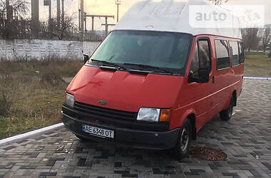 Вантажопасажирський фургон Ford Transit 1989 в Дніпрі