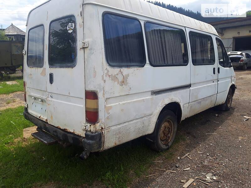 Мінівен Ford Transit 1991 в Міжгір'ї