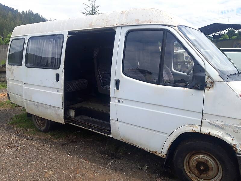 Мінівен Ford Transit 1991 в Міжгір'ї