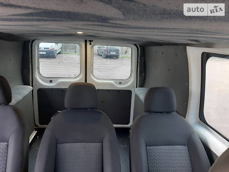 Мінівен Ford Transit 2005 в Мирнограді