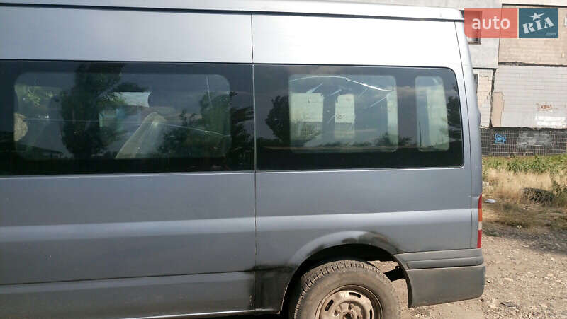 Ford Transit 2000