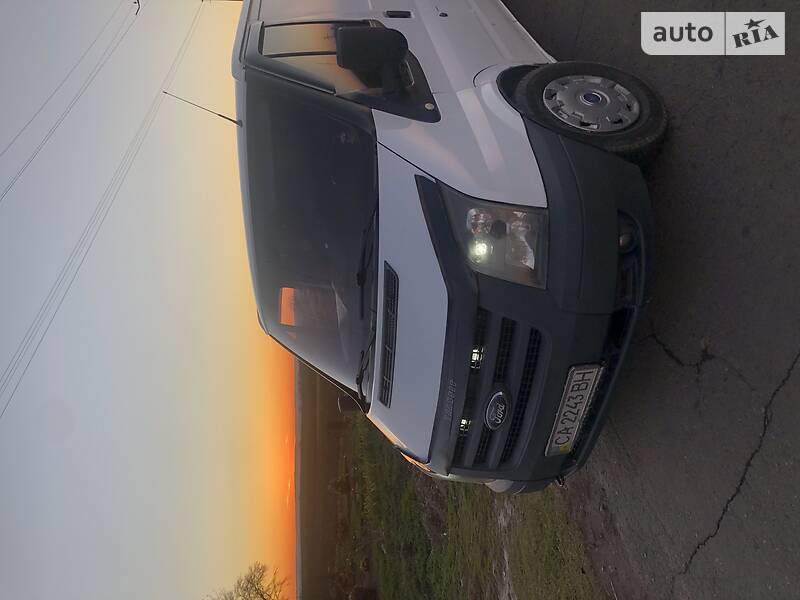 Минивэн Ford Transit 2006 в Первомайске