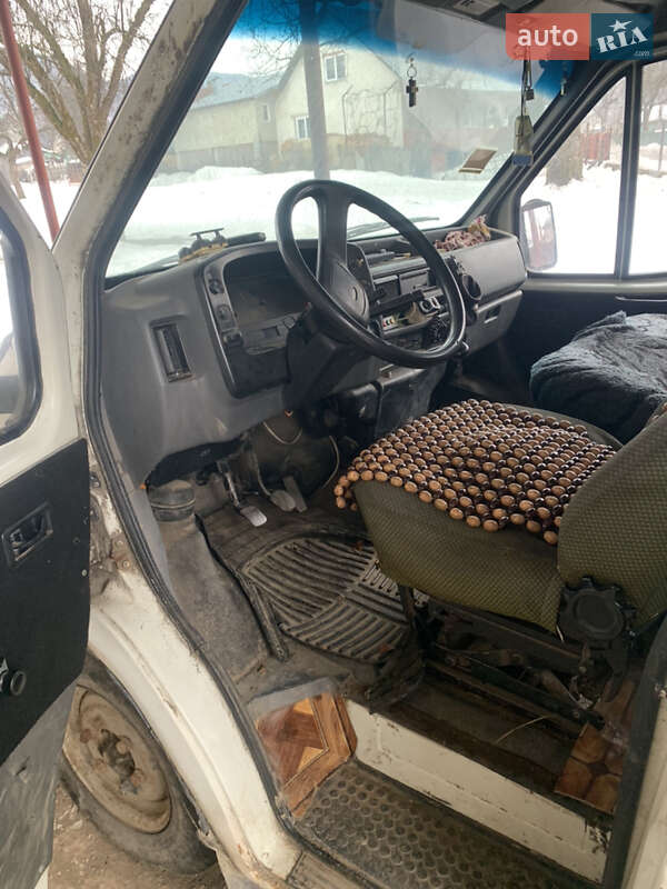 Пригородный автобус Ford Transit 1991 в Тячеве
