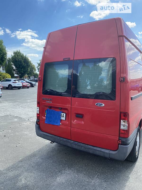 Вантажний фургон Ford Transit 2012 в Хмельницькому
