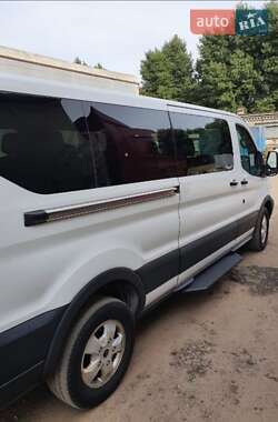 Микроавтобус Ford Transit 2017 в 
