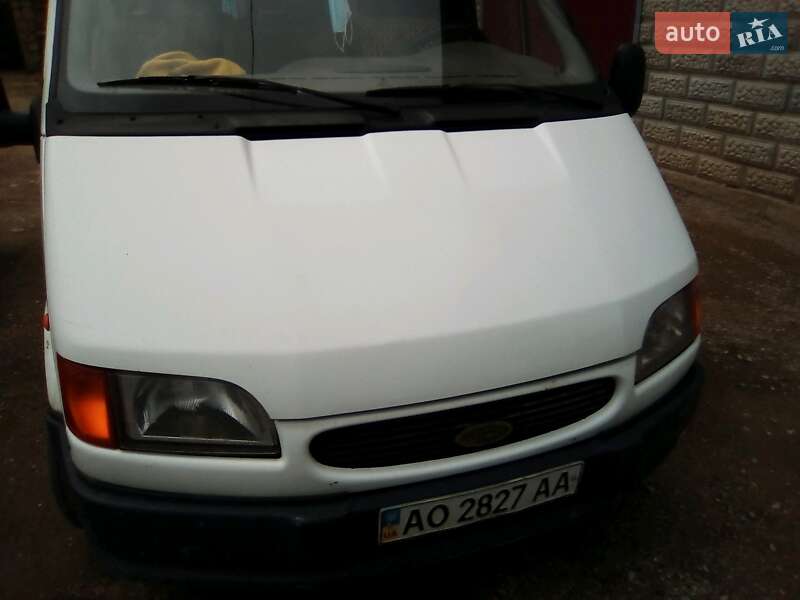 Мікроавтобус Ford Transit 1998 в Надвірній