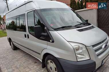 Микроавтобус Ford Transit 2012 в Берегово