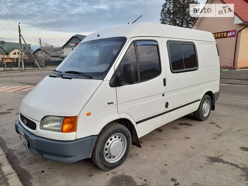 Грузопассажирский фургон Ford Transit 1996 в Городенке