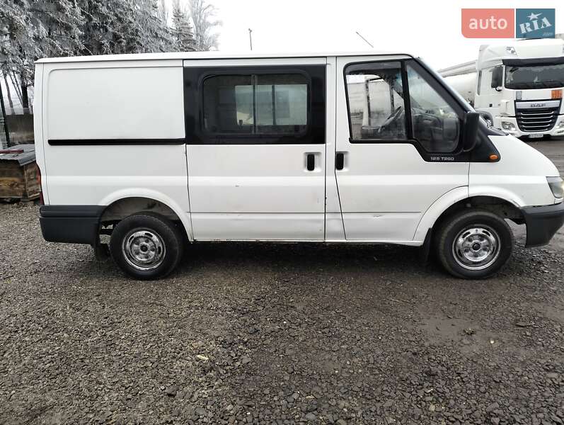 Вантажопасажирський фургон Ford Transit 2002 в Чернівцях