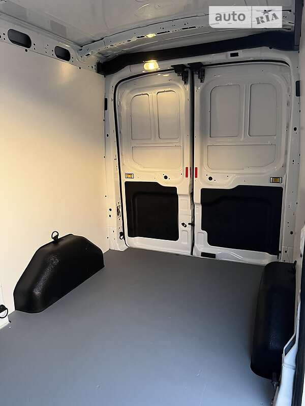 Грузовой фургон Ford Transit 2018 в Луцке фото 24 Грузовой фургон Ford Transit 2018 в Луцке
