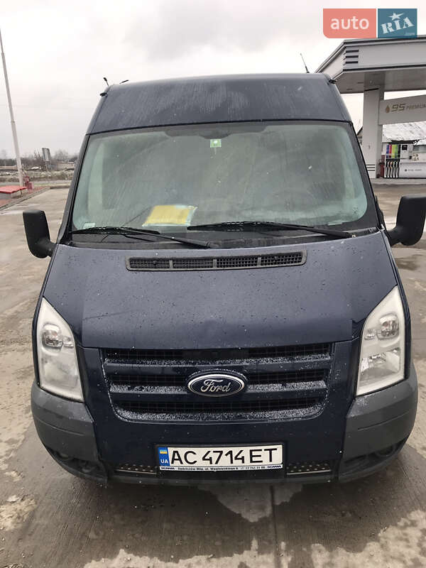 Ford Transit 2011