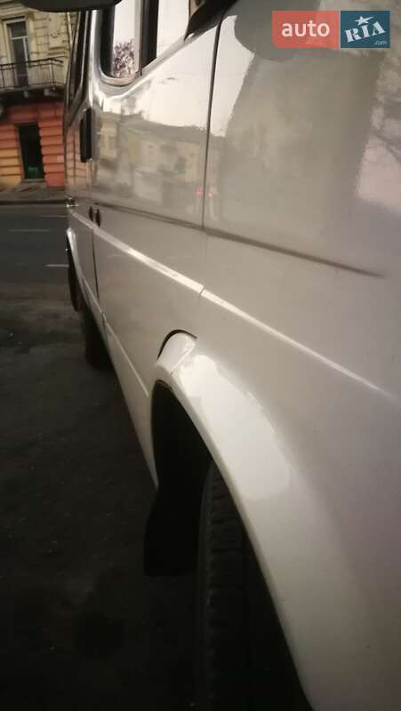 Микроавтобус Ford Transit 1996 в Теплодаре