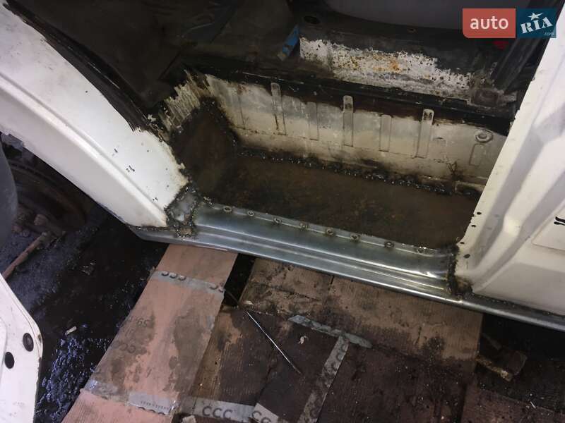 Микроавтобус Ford Transit 2004 в Умани