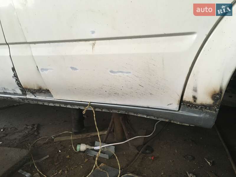Микроавтобус Ford Transit 2004 в Умани