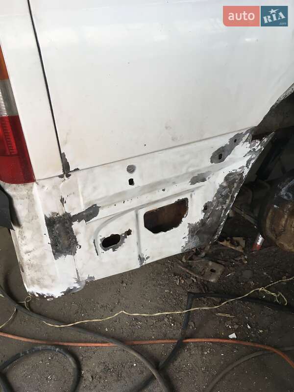 Микроавтобус Ford Transit 2004 в Умани