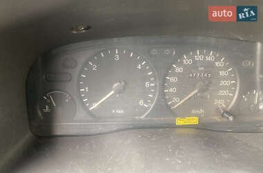 Микроавтобус Ford Transit 2000 в 