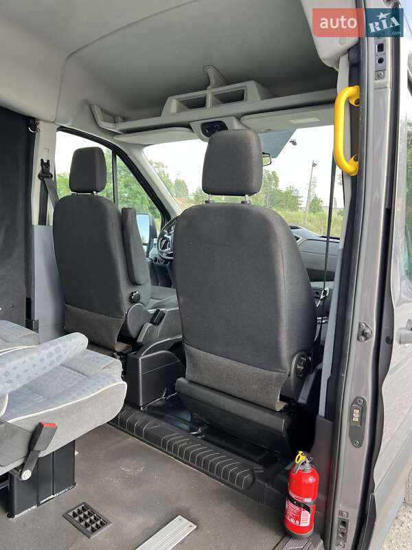 Микроавтобус Ford Transit 2015 в Днепре
