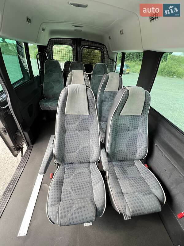 Микроавтобус Ford Transit 2015 в Днепре