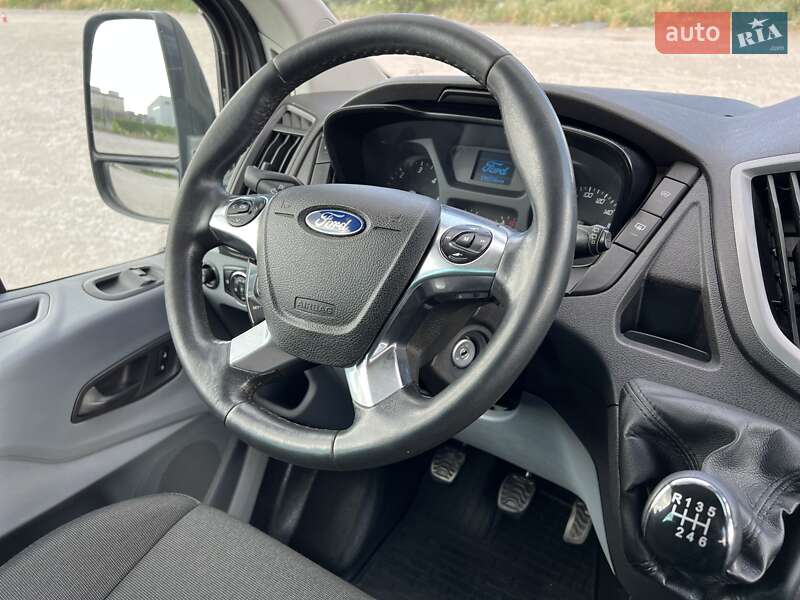 Микроавтобус Ford Transit 2015 в Днепре