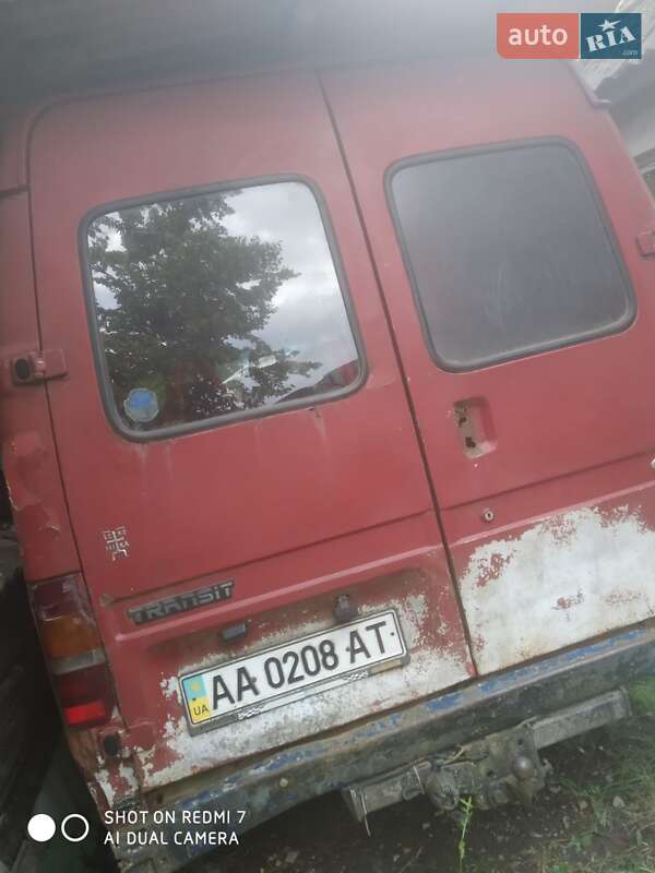 Другие автобусы Ford Transit 1987 в Тячеве