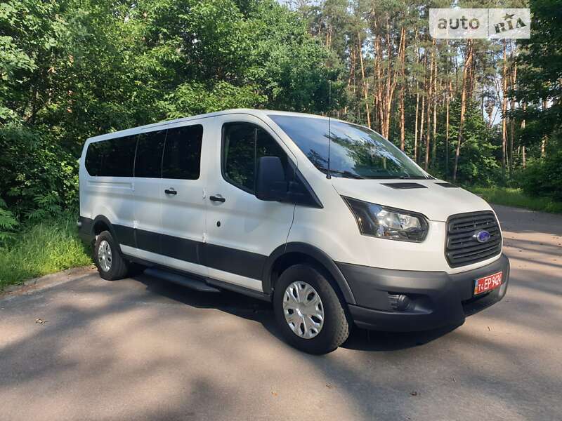Микроавтобус Ford Transit 2016 в Житомире фото 5 Микроавтобус Ford Transit 2016 в Житомире