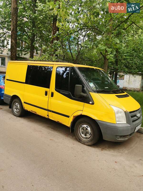 Вантажопасажирський фургон Ford Transit 2007 в 