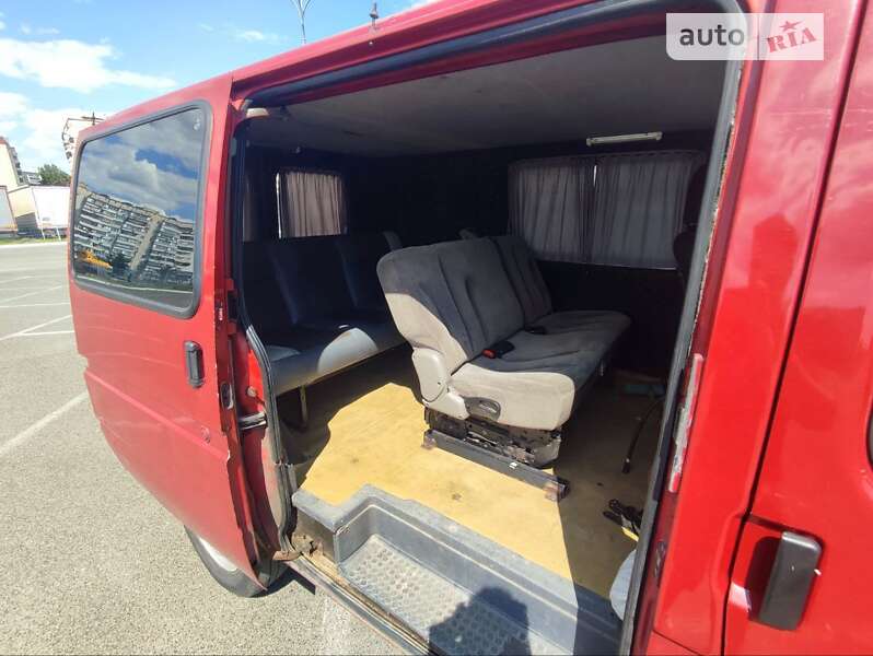 Вантажопасажирський фургон Ford Transit 1999 в Харкові