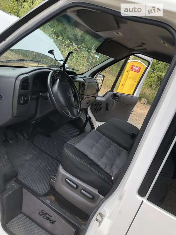 Другие автобусы Ford Transit 2001 в Виноградове