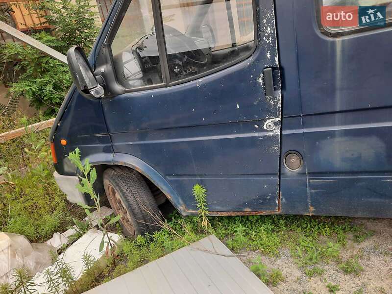 Микроавтобус Ford Transit 1996 в Днепре