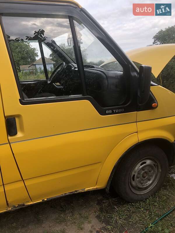 Минивэн Ford Transit 2004 в Сокирянах