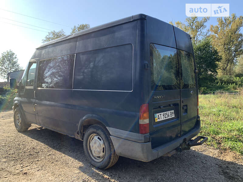 Грузопассажирский фургон Ford Transit 2000 в Косове