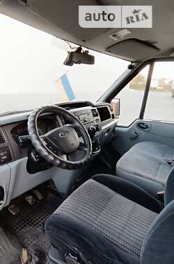 Грузопассажирский фургон Ford Transit 2006 в 
