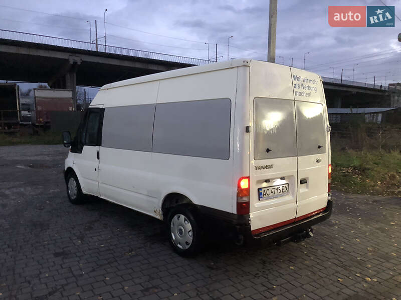 Грузовой фургон Ford Transit 2003 в Львове