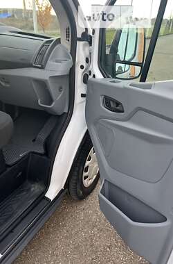 Грузовой фургон Ford Transit 2018 в Виноградове