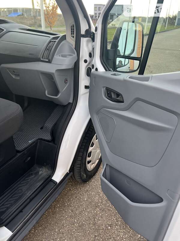 Грузовой фургон Ford Transit 2018 в Виноградове