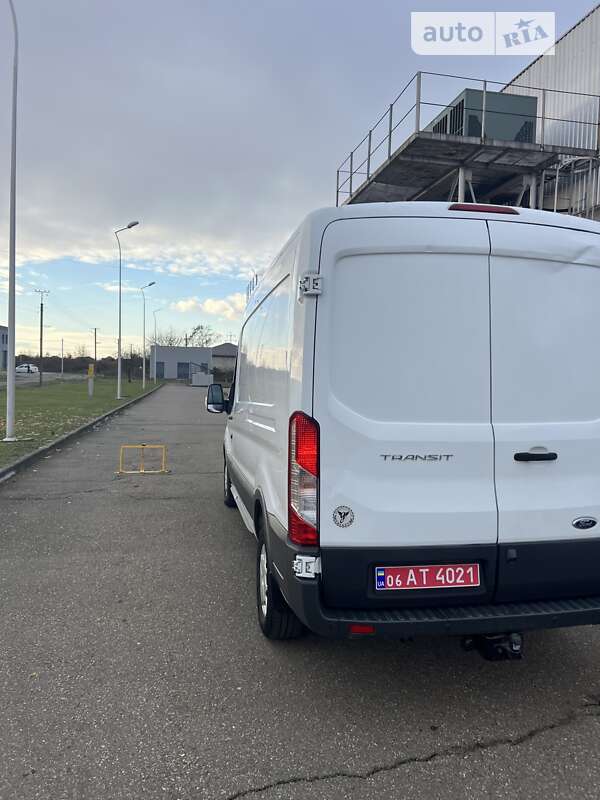 Грузовой фургон Ford Transit 2018 в Виноградове
