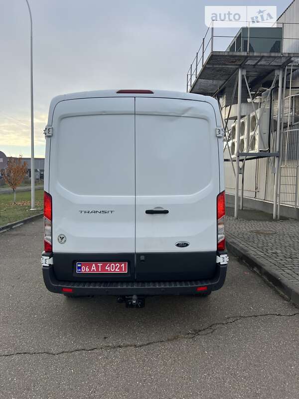 Грузовой фургон Ford Transit 2018 в Виноградове