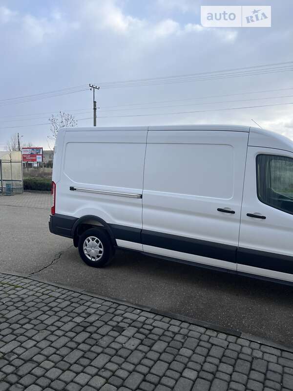 Грузовой фургон Ford Transit 2018 в Виноградове