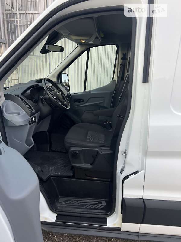 Грузовой фургон Ford Transit 2018 в Виноградове