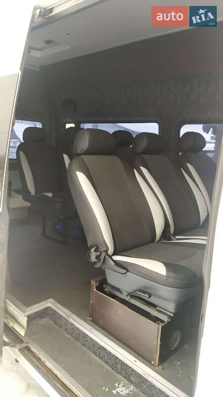 Другие автобусы Ford Transit 2000 в Рокитном