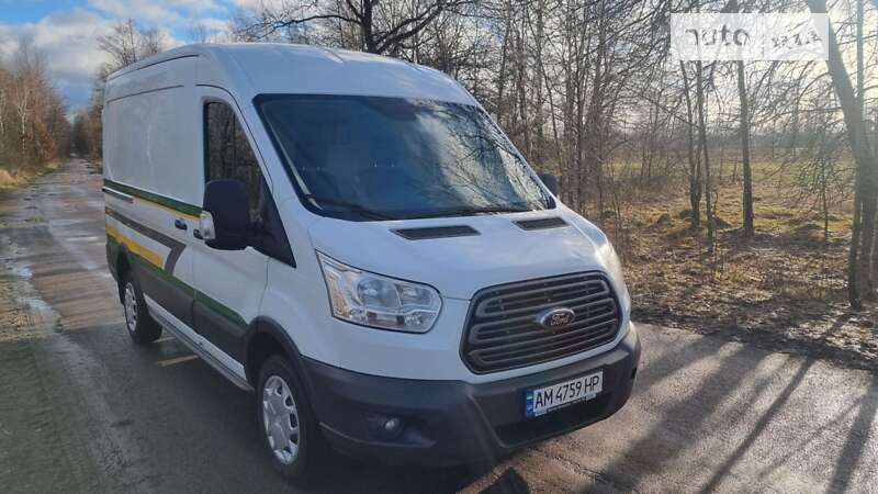 Грузовой фургон Ford Transit 2017 в 
