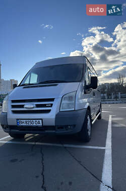 Грузовой фургон Ford Transit 2007 в 