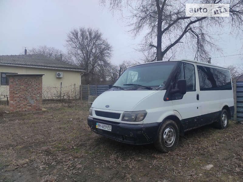 Микроавтобус Ford Transit 2000 в Болграде