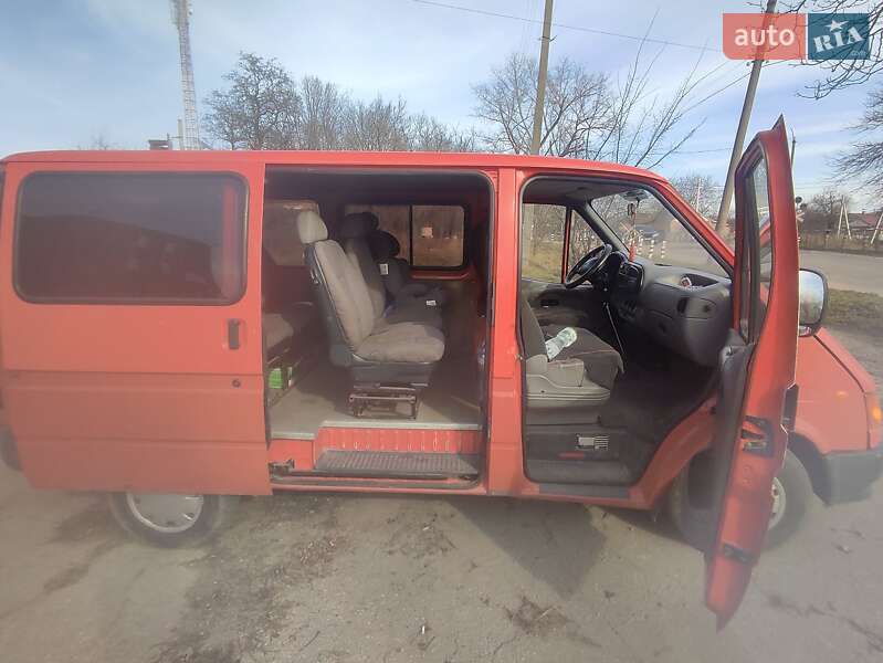Микроавтобус Ford Transit 1996 в Сквире фото 4 Микроавтобус Ford Transit 1996 в Сквире